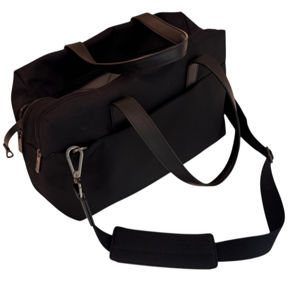 AWAY Everywhere Tote Nylon Black